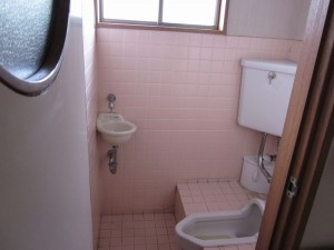 トイレリフォームのビフォー写真